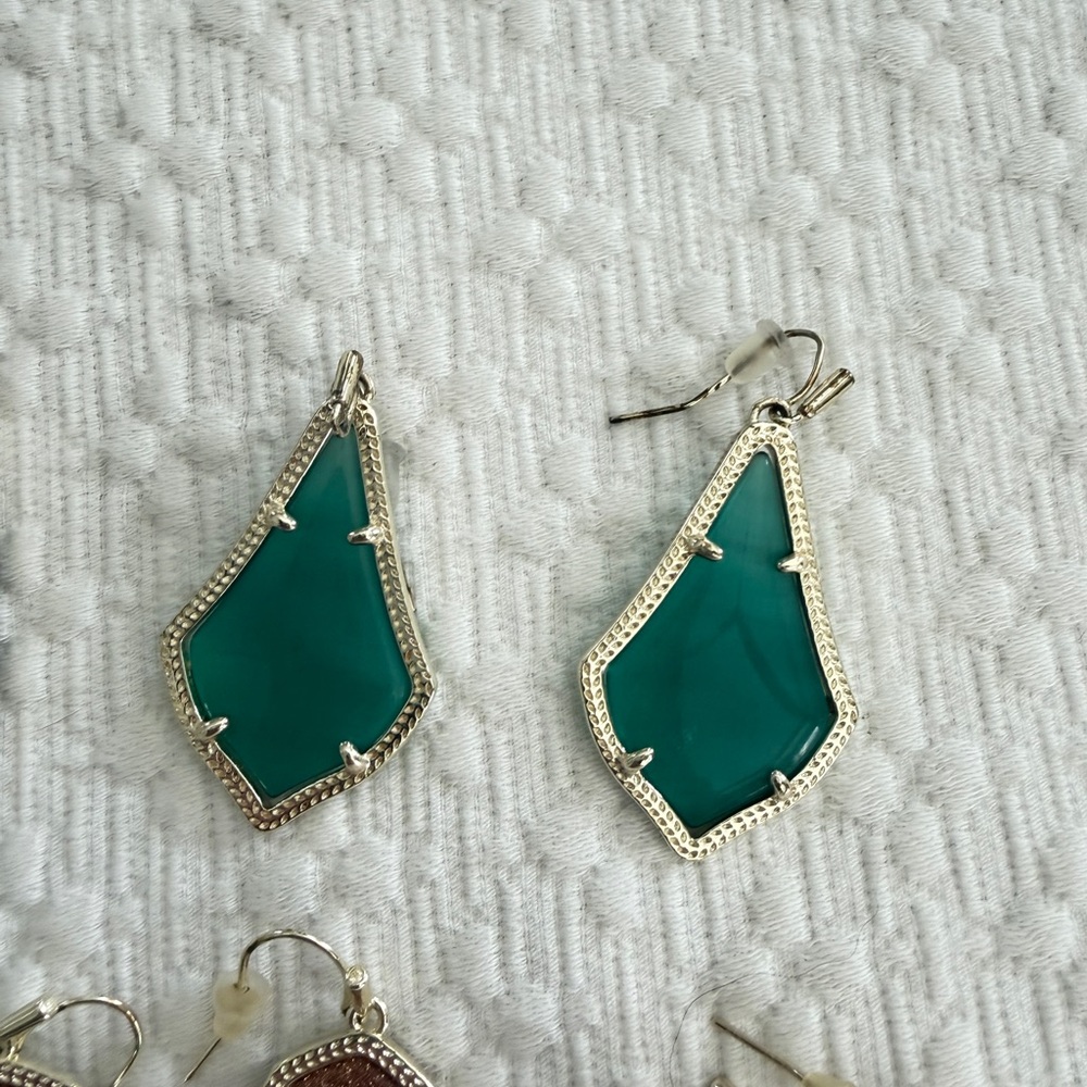 Kendra Scott 5 piece Dangle Earrings Set - Picture 3 of 6